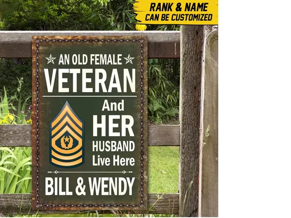 Premium An Old Female Veteran Metal Sign