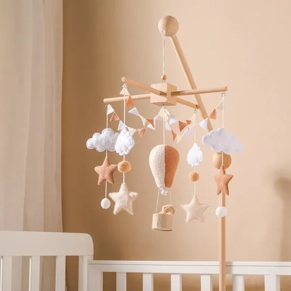 Baby Crib Mobile Wooden Bed Bell Rattle Toy Soft Felt Hot Air Balloon Wind Chime Pendant Newborn Comfort Bed Bell Toys Baby Gift